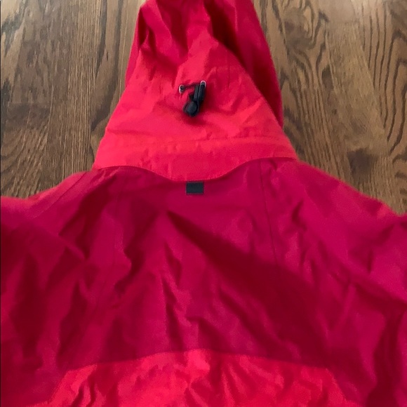 Women’s Marmont Shell - Picture 9 of 15